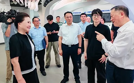 In juli 2025 bezocht voorzitter Chen van de CPPCC Sujia Medical